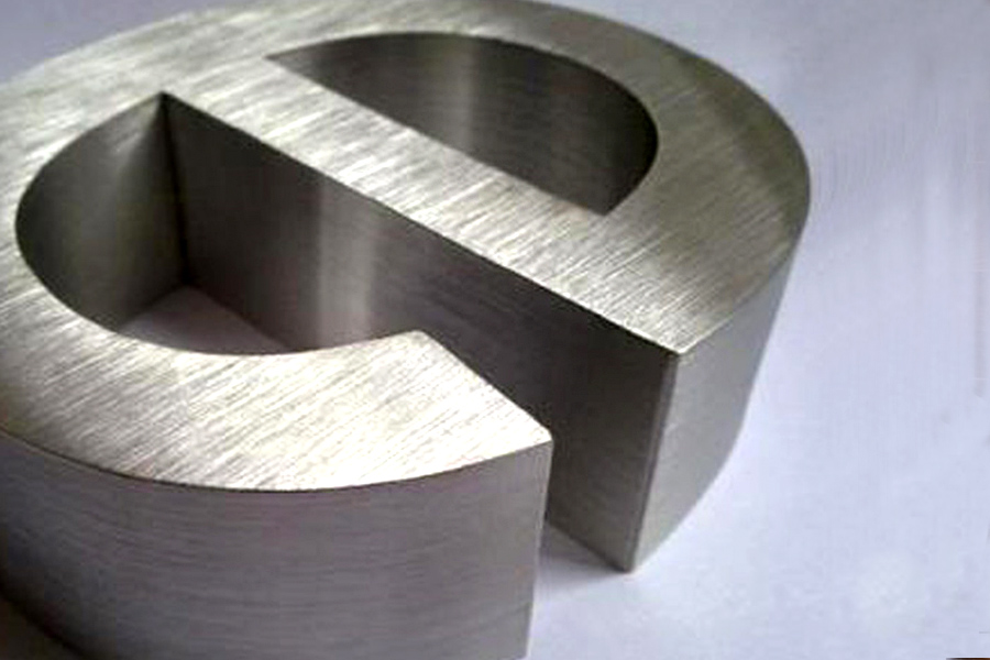 Letras 3D de aluminio